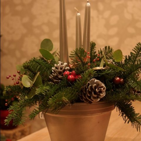 Christmas Candle Arrangement