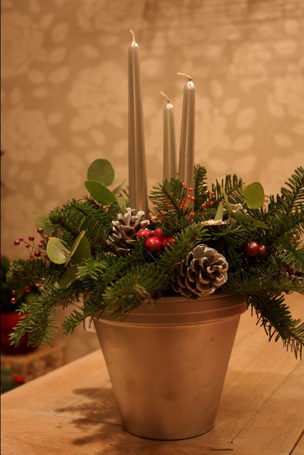 Christmas Candle Arrangement