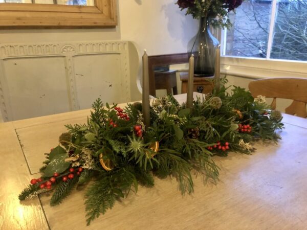 Long Christmas table arrangement - Image 5