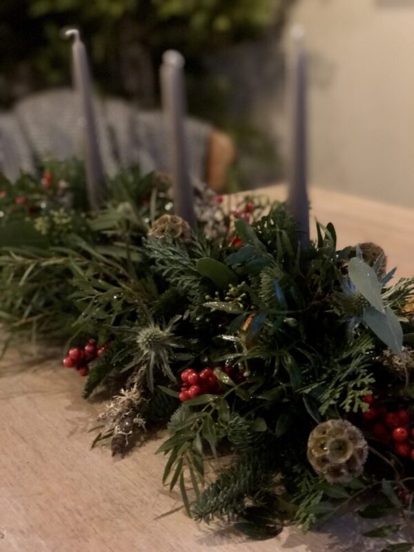 Long Christmas table arrangement - Image 2